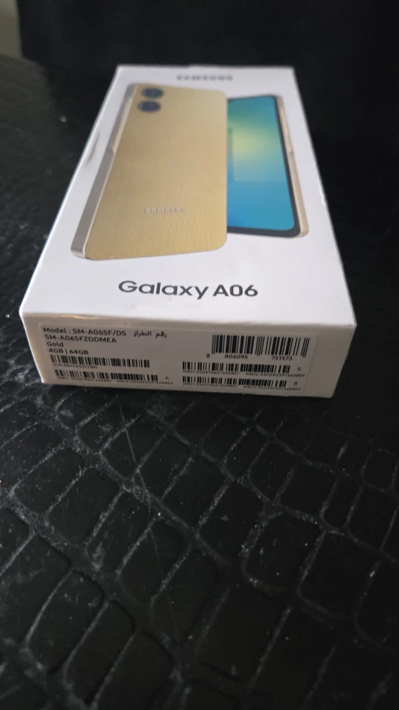 Samsung Galaxy A06 - Gold, 64GB - photo 2