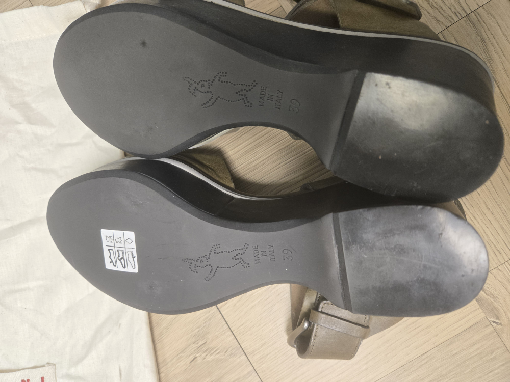 Marni Platform Buckle Sandals - Size 39 - photo 4