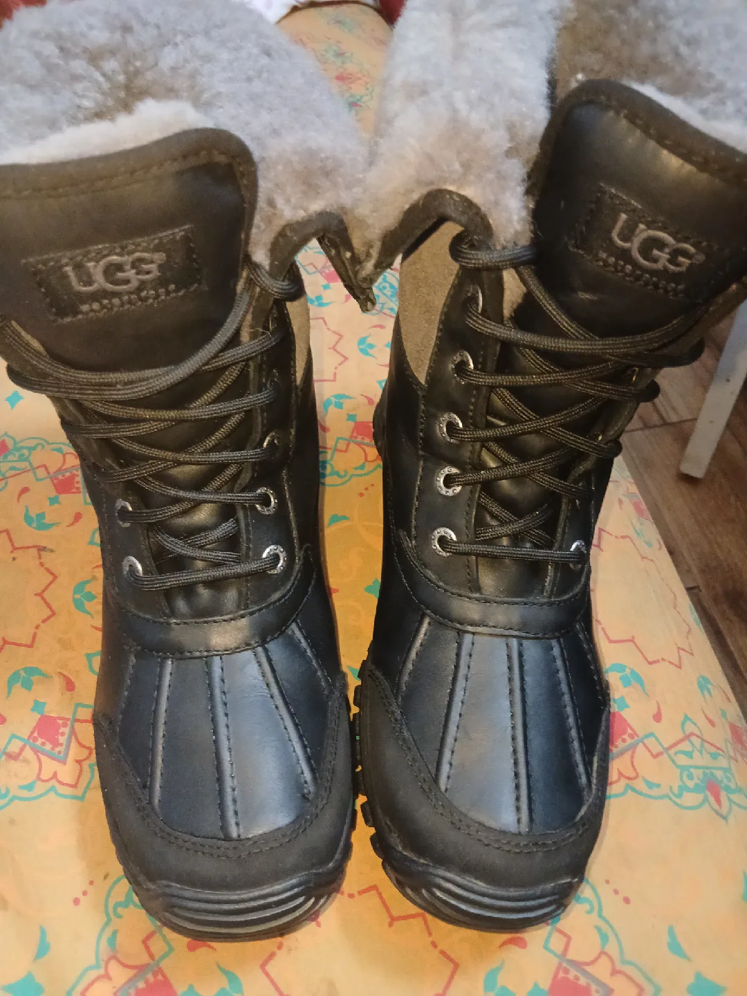 UGG Waterproof Leather Boots image indicator(6)