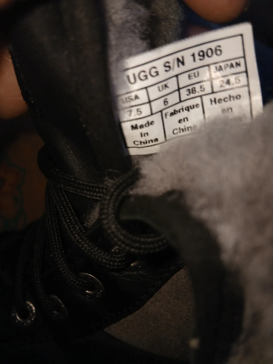 UGG Waterproof Leather Boots image indicator(7)