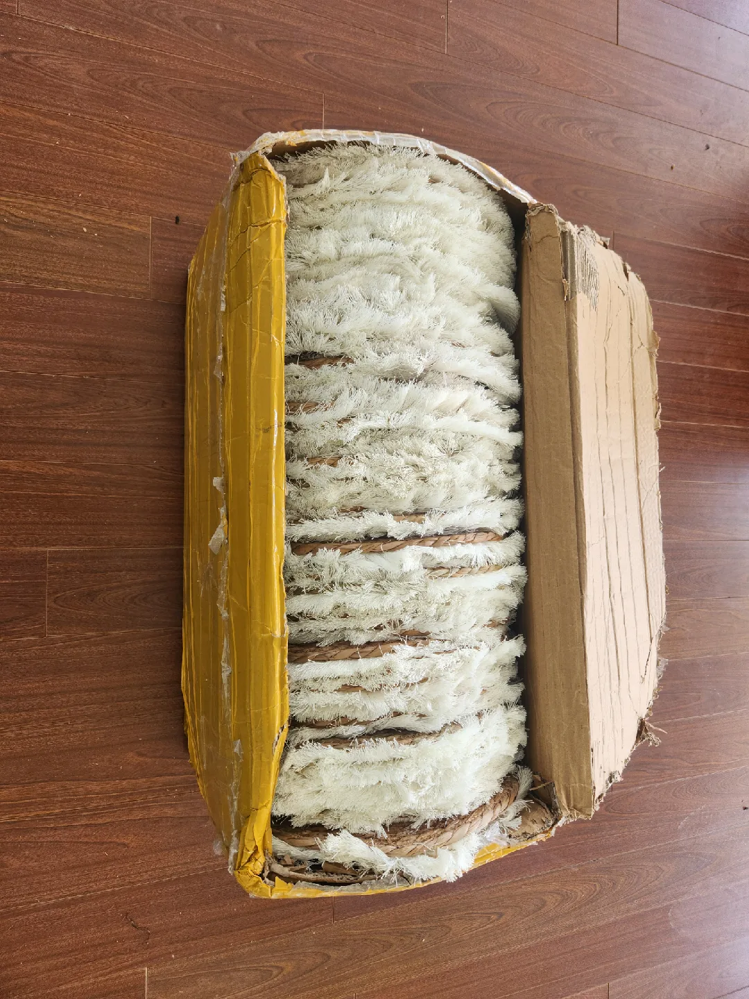 Round Woven Placemat with White Fringe - 30 available image indicator(5)