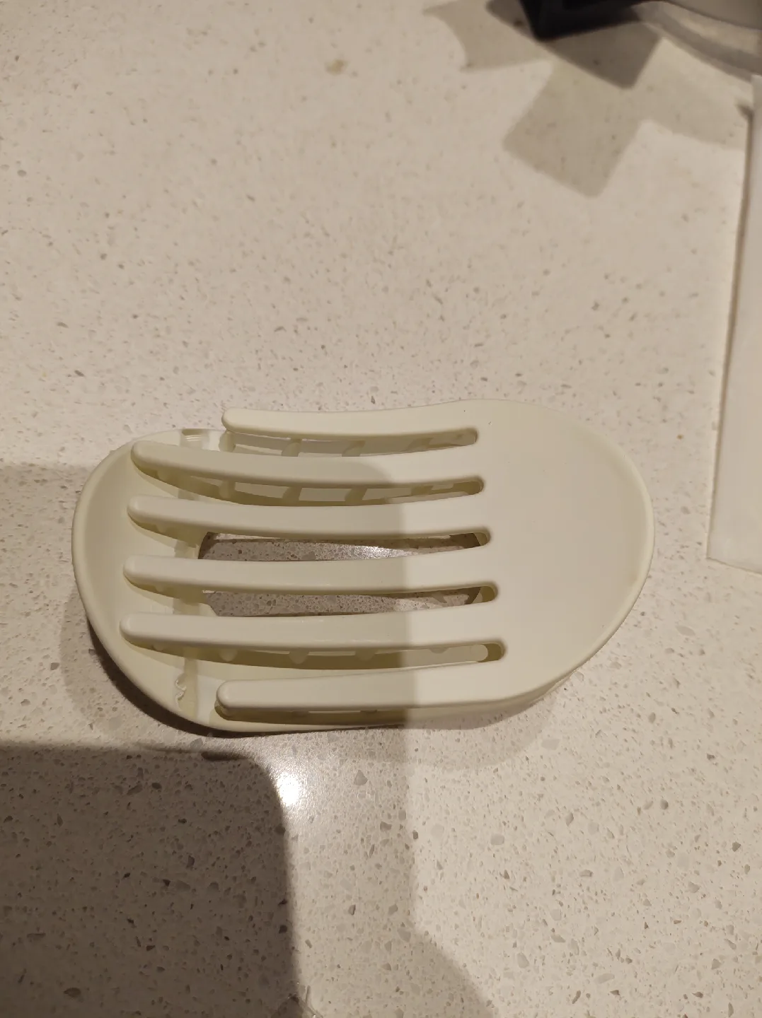 White Hair clip image indicator(2)