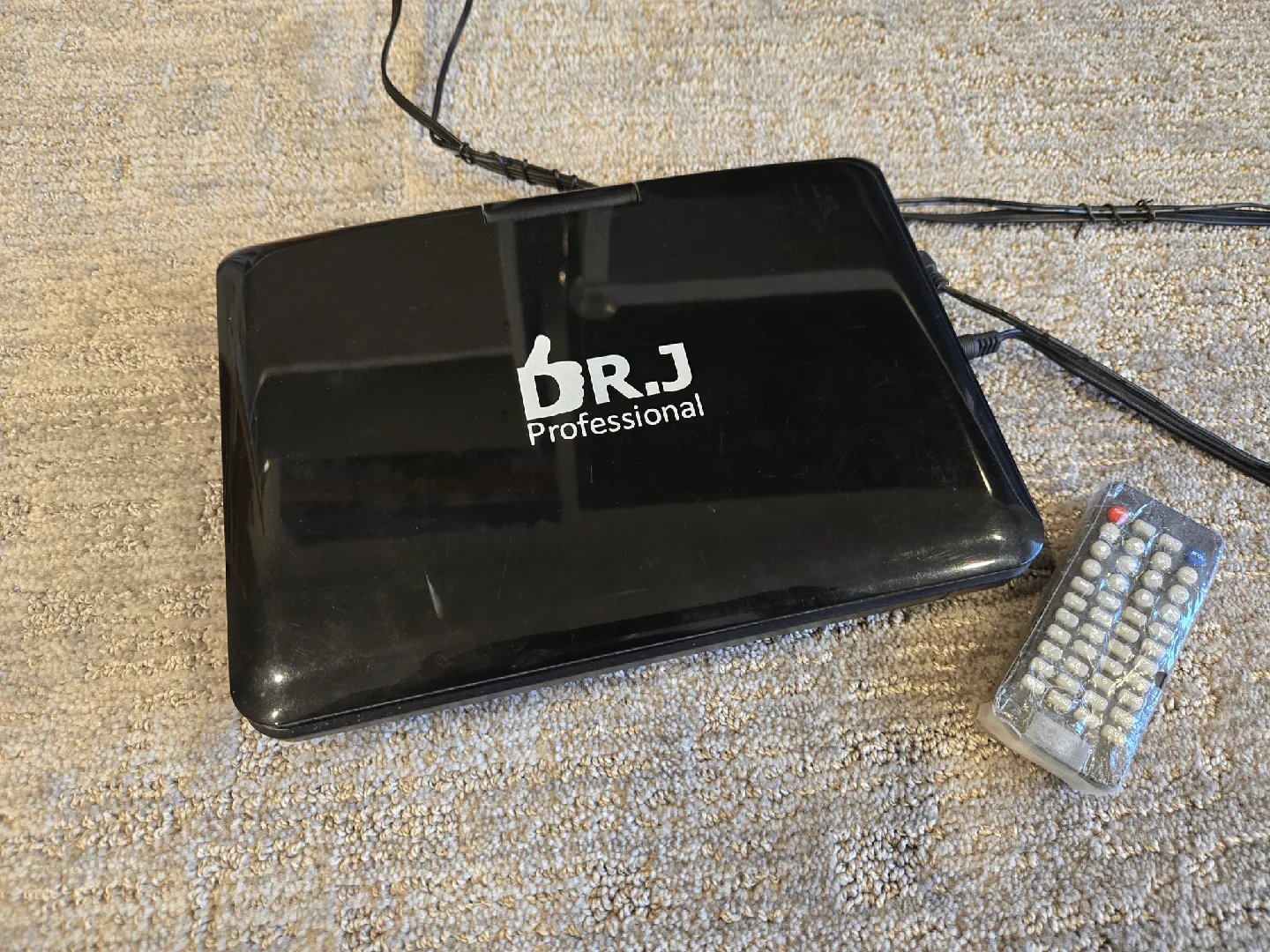 DR.J Professional Portable DVD Player thumbnail