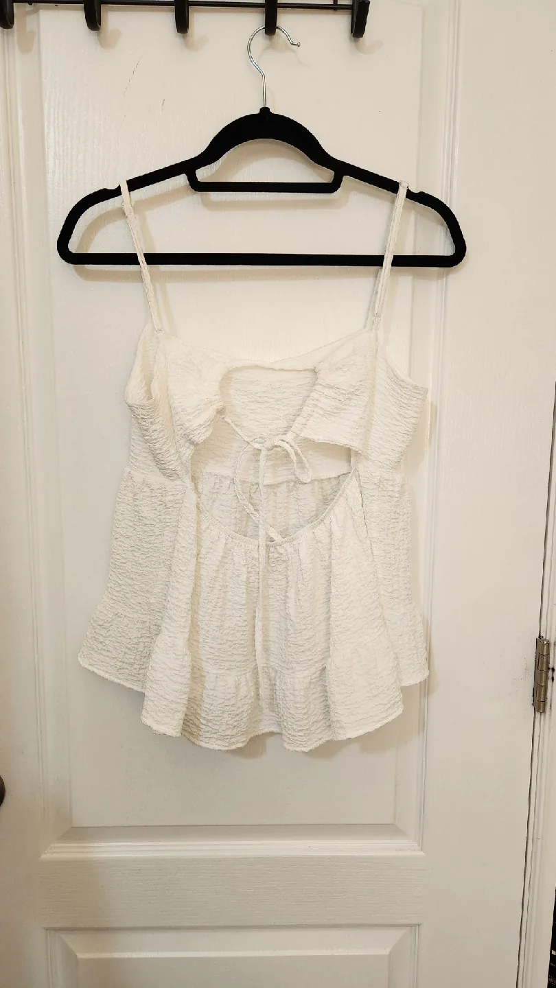 Olé by Koto White Strappy Tank Top - Size 8 image indicator(4)