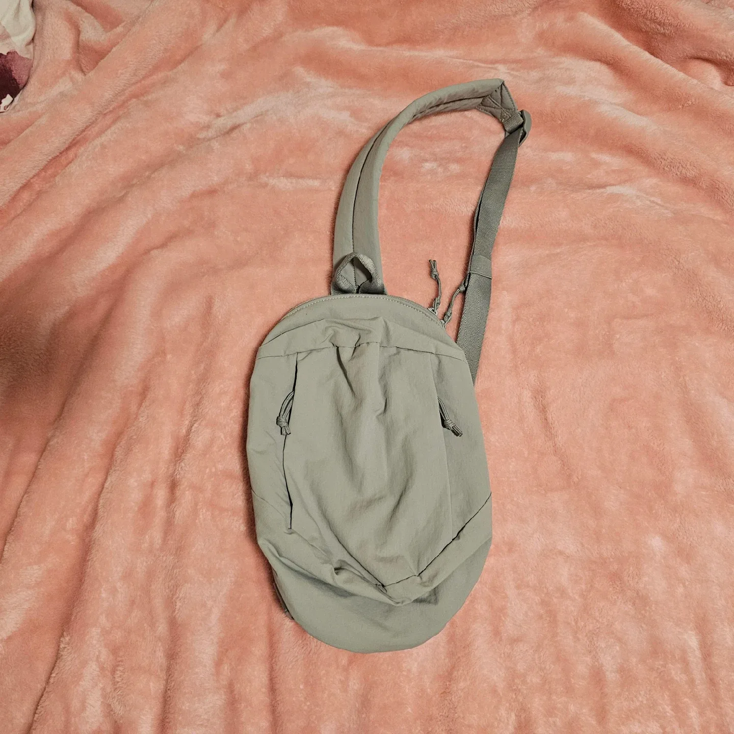 UNIQLO Shoulder Bag thumbnail