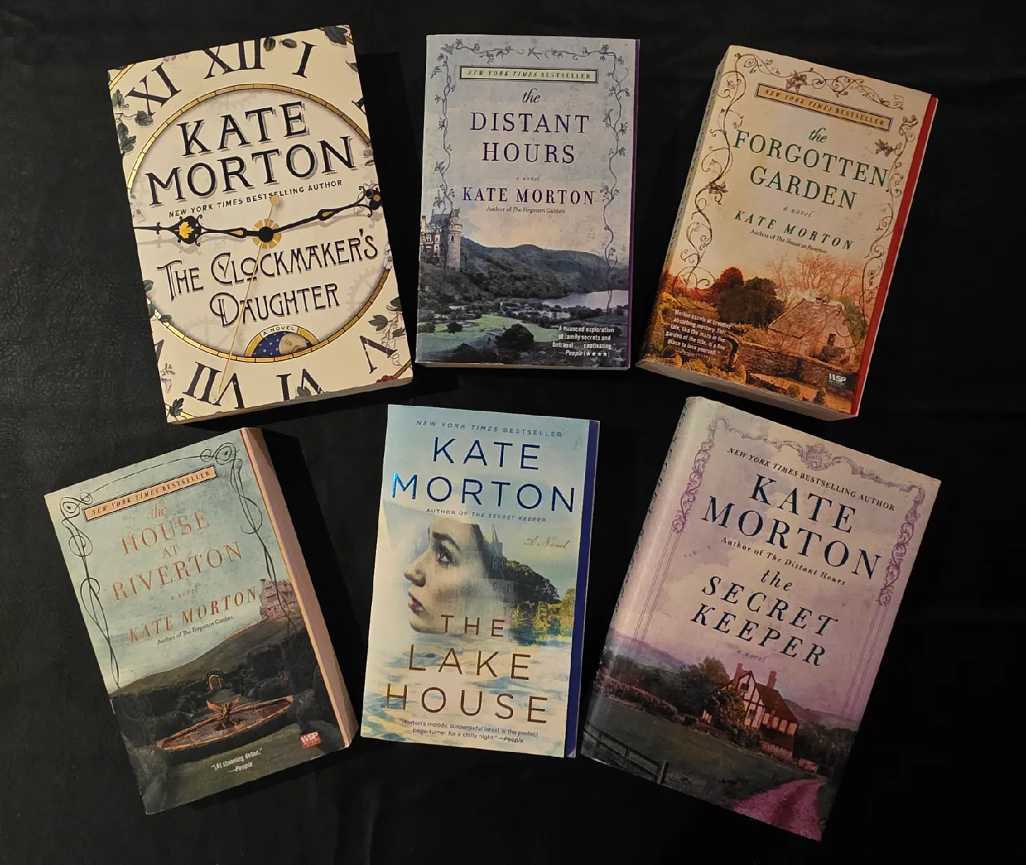 Kate Morton Book Collection image indicator(2)