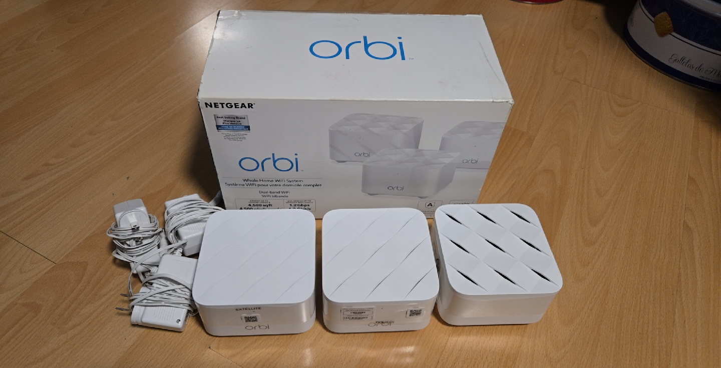Netgear Orbi Whole Home WiFi System - Like New!