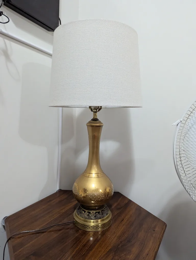 Wooden Coffee Table and End Tables Set image indicator(8)