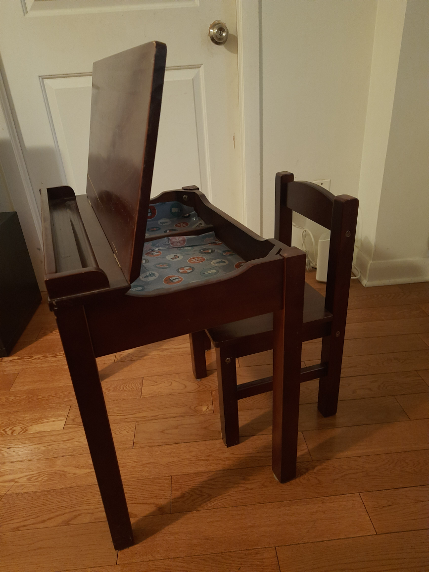 Kids Wooden Desk and Chair Set