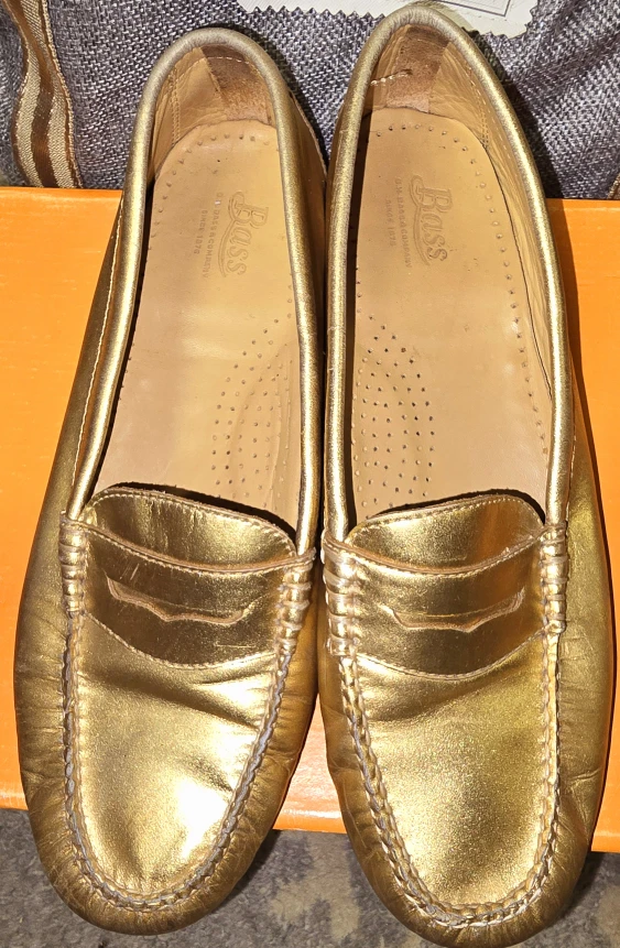 Bass Gold Leather Penny Loafers - photo 4
