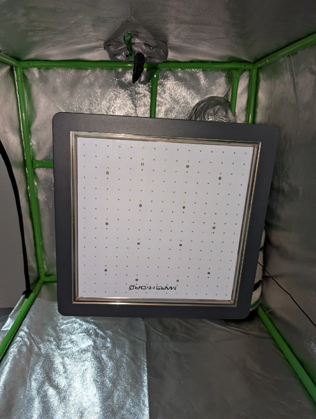 complete grow 4x4 mar hydro 1600w kit.
