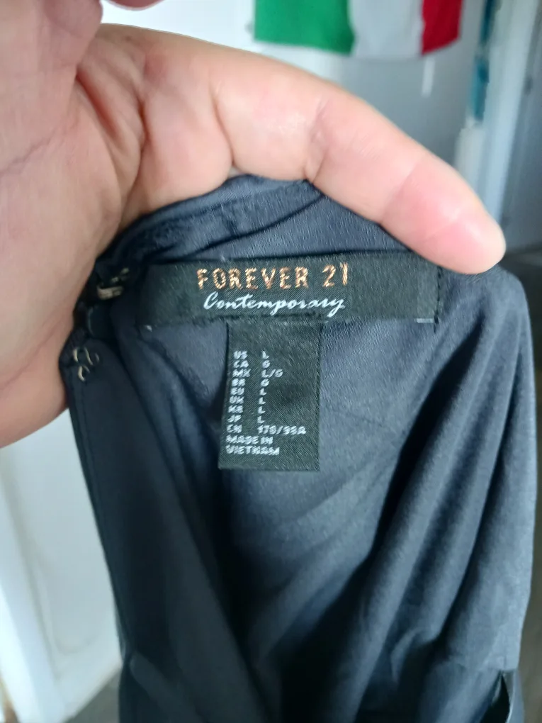Forever 21 Contemporary Dress - Size L thumbnail