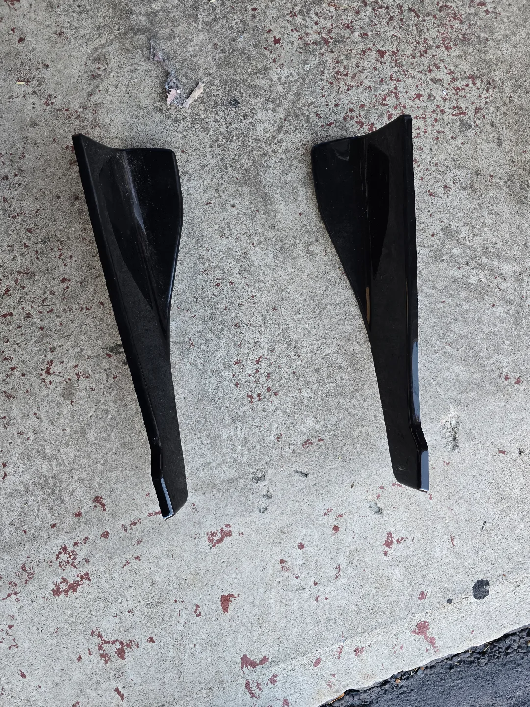 Black Car Side Skirt Extensions thumbnail