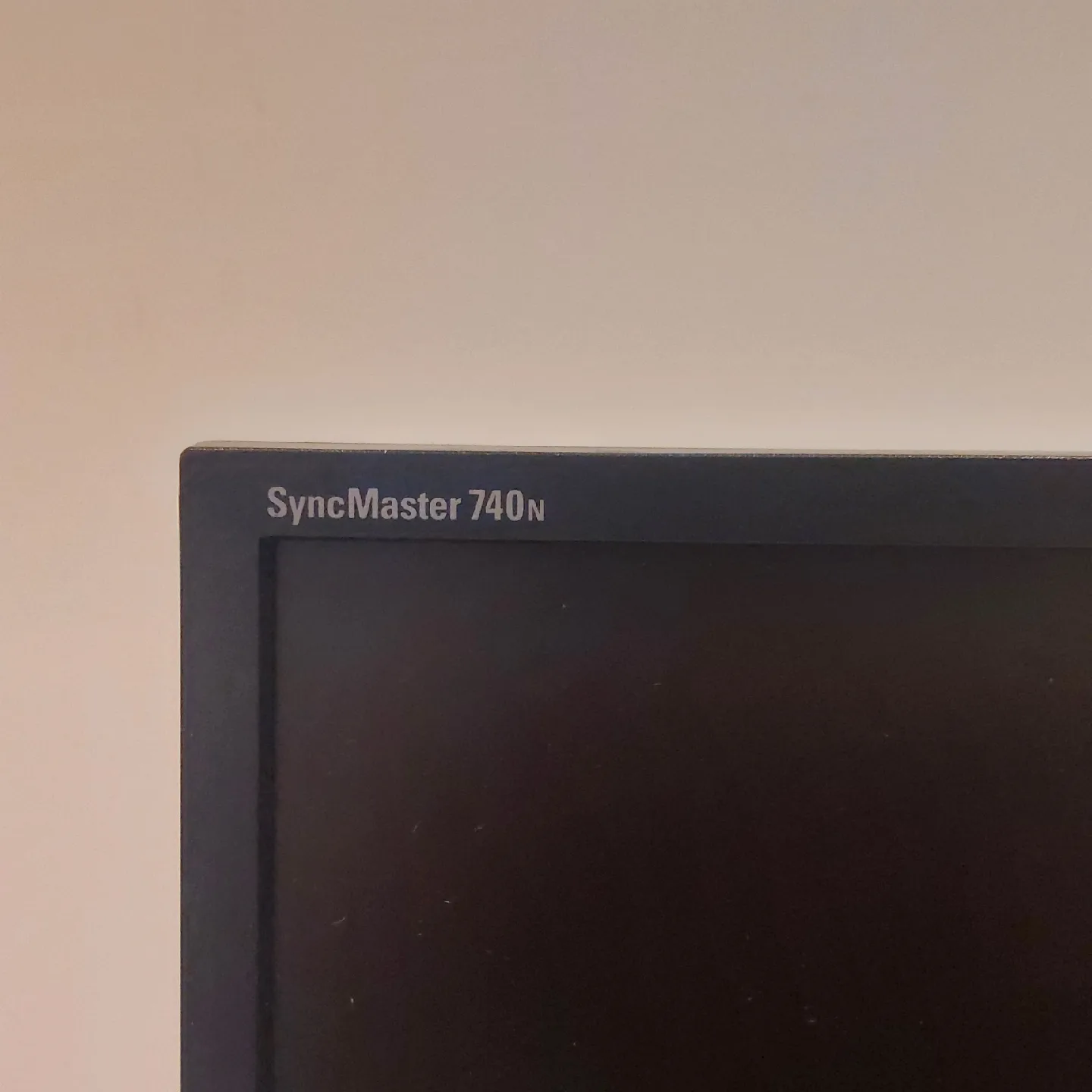 Samsung SyncMaster 740N Monitor image indicator(2)