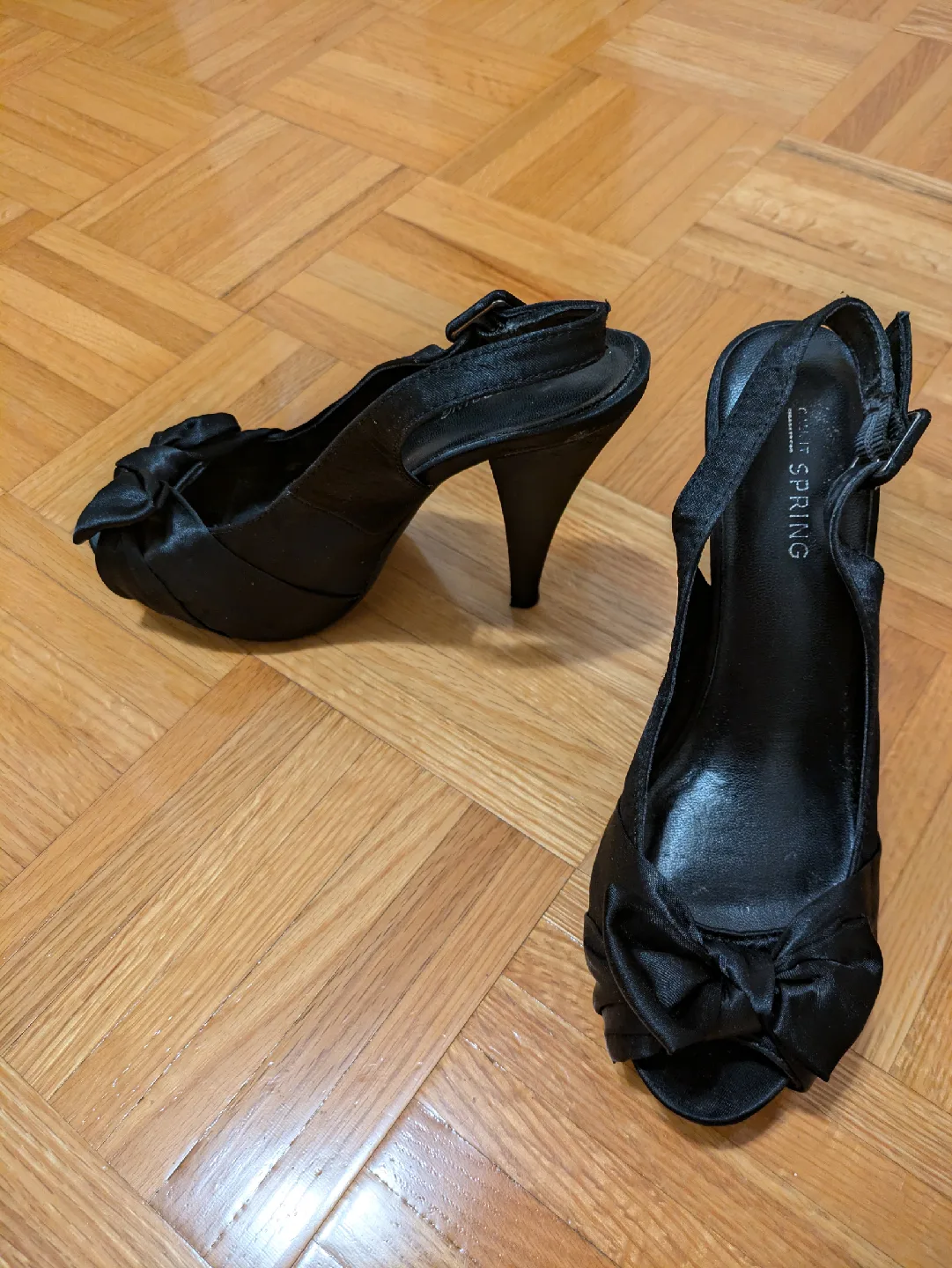 Black heels call it spring size 6 thumbnail