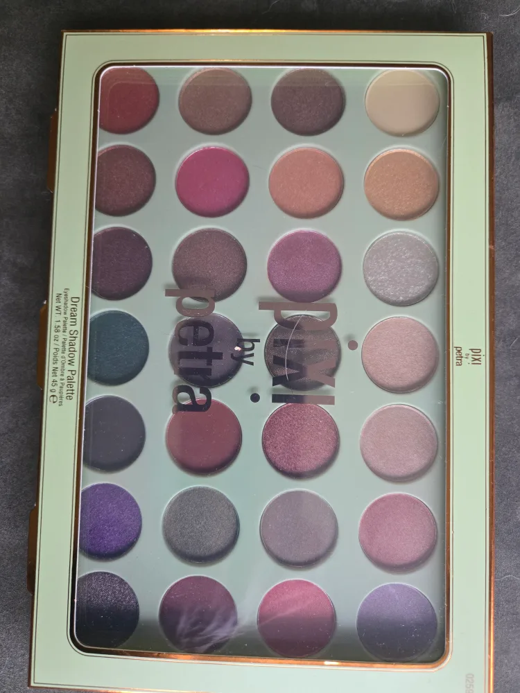 Pixi Petra Dream Shadow Palette - New thumbnail