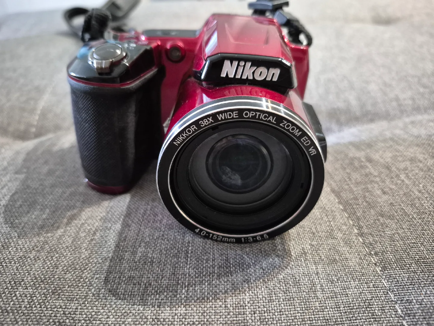 Nikon COOLPIX L840 Digital Camera - Red thumbnail