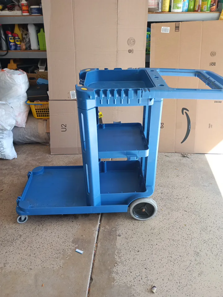 commercial janitorial cleaning carr image indicator(7)