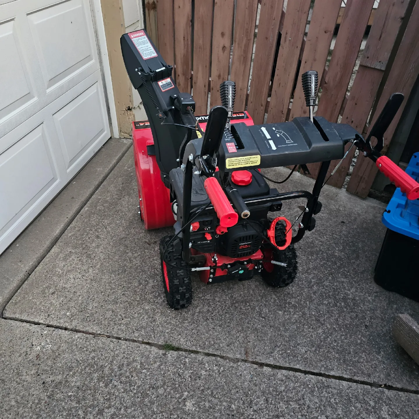 PowerSmart DB7624E60 24" Two-Stage Gas Snow Thrower image indicator(3)