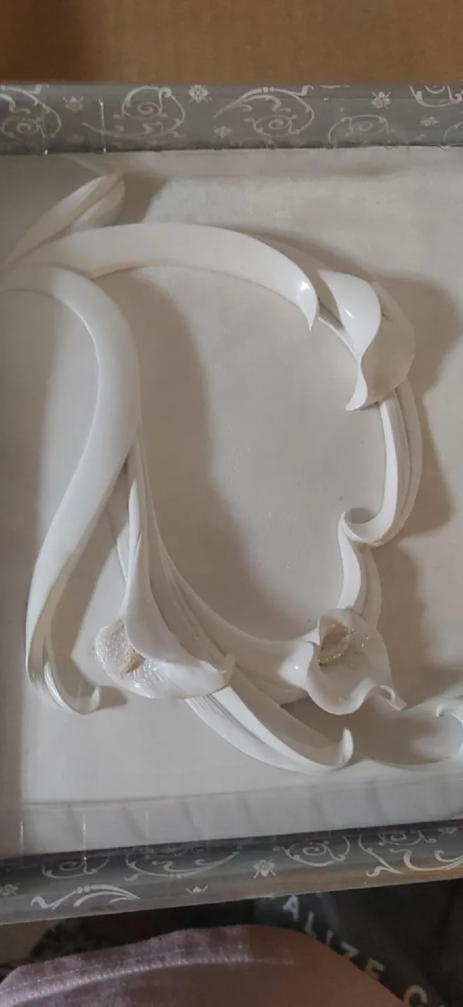 Wedding set with glasses, server, pen and pins image indicator(2)