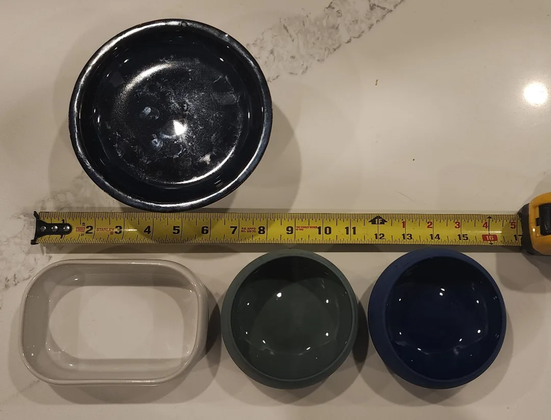 Set of 4 Decorative Dishes - White, Green, Blue image indicator(4)