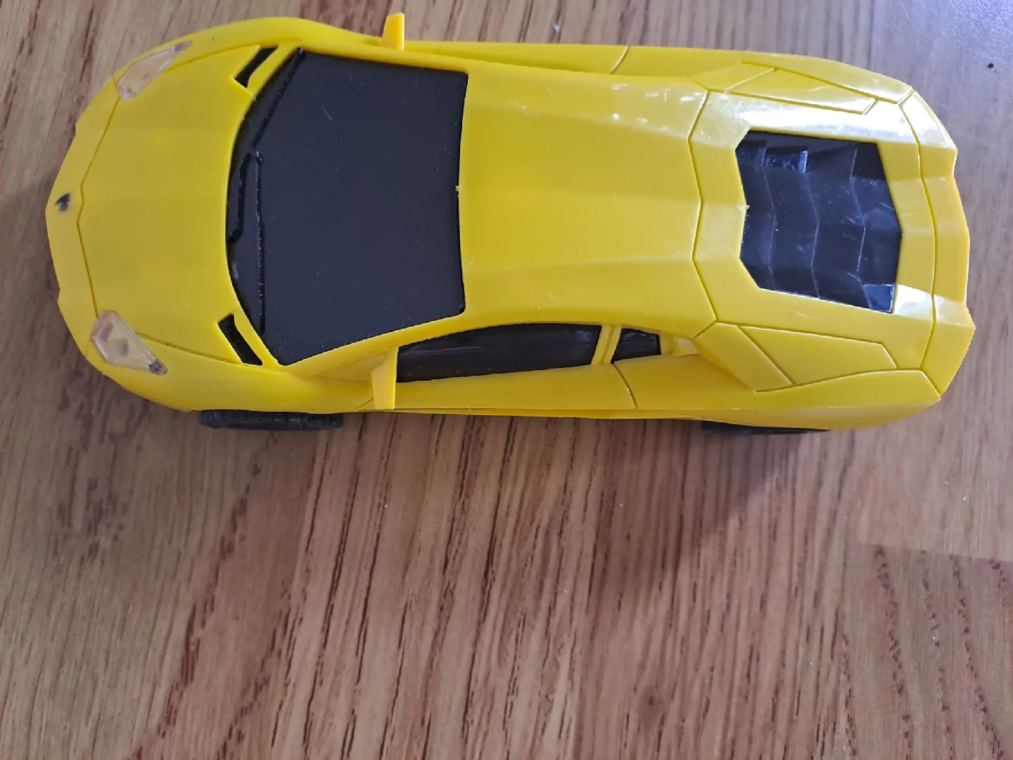 Auto miniature Lamborghini thumbnail