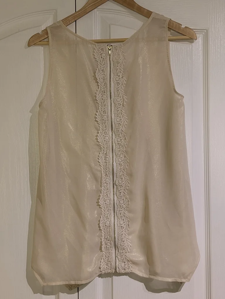 Mystree Cream Sleeveless Top - Size M image indicator(2)