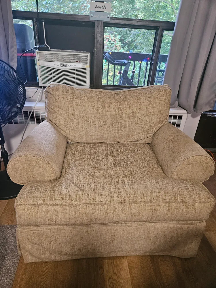 Comfortable Beige Armchair image indicator(2)