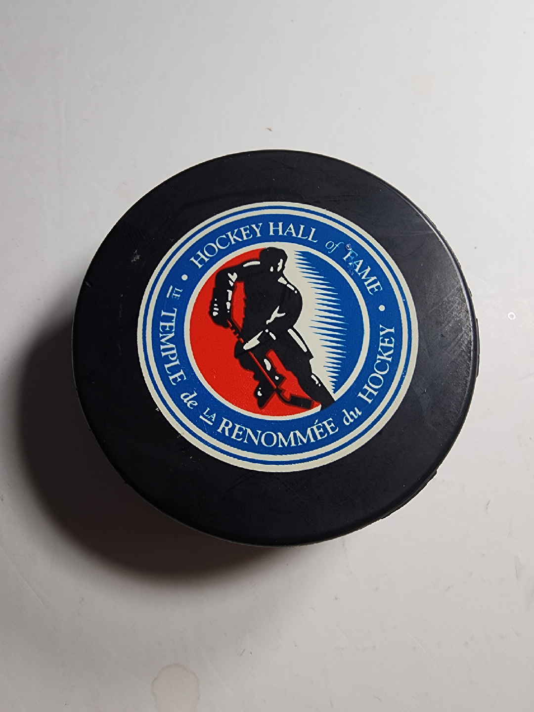 Hockey Hall of Fame Puck - Red Kelly 1969 - photo 2