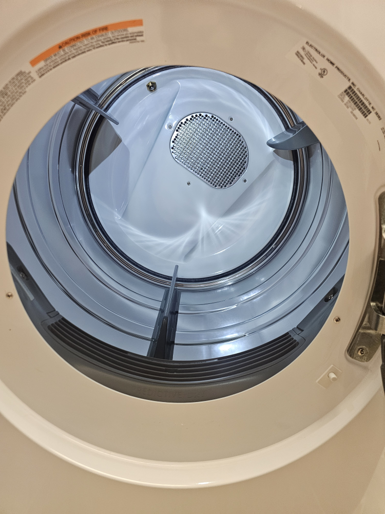 Electrolux LuxCare PredictiveDry Clothes Dryer - photo 2