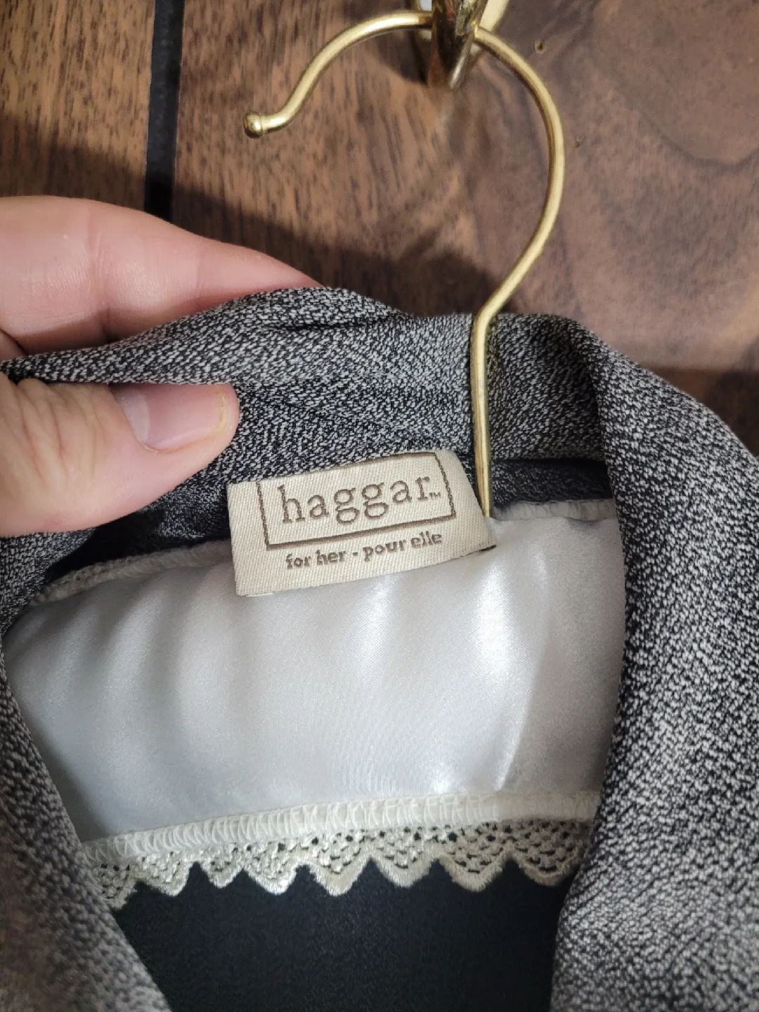 Haggar All That Jazz Black/Cream Blouse - Size 12 image indicator(3)