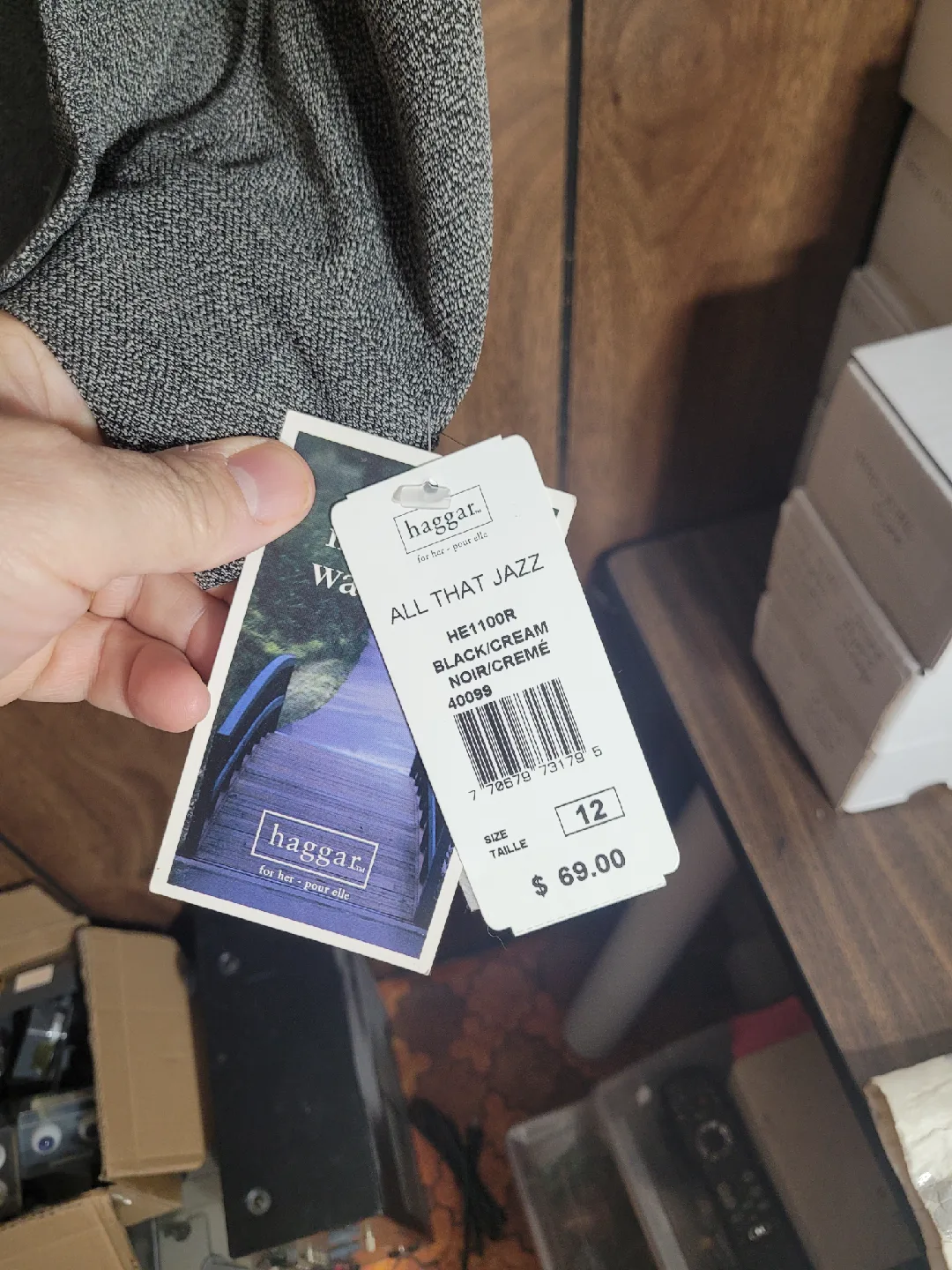 Haggar All That Jazz Black/Cream Blouse - Size 12 image indicator(5)