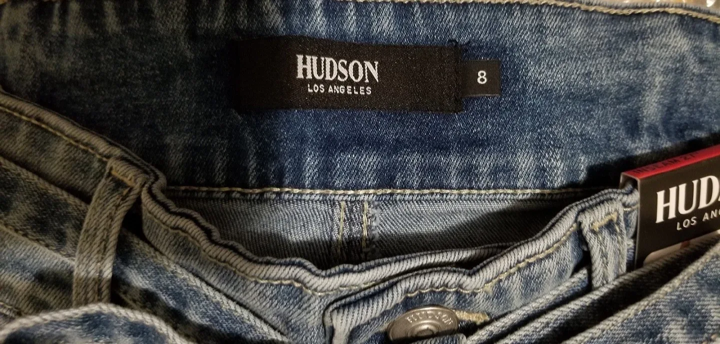 NWT Women's Hudson Wide Leg Belted  Denim Jeans image indicator(5)