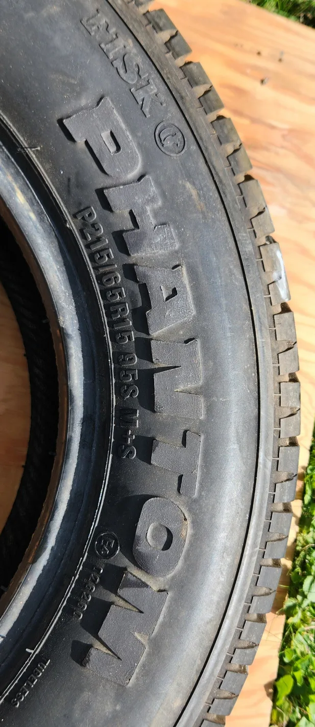 Phantom Radial SRX P215/65R15 95S M+S Tire thumbnail