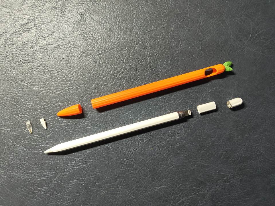 Apple Pencil - 1st Generation with Accessories