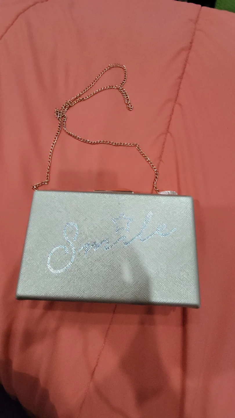 olgaberg Camera Clutch - Steal the Spotlight image indicator(3)