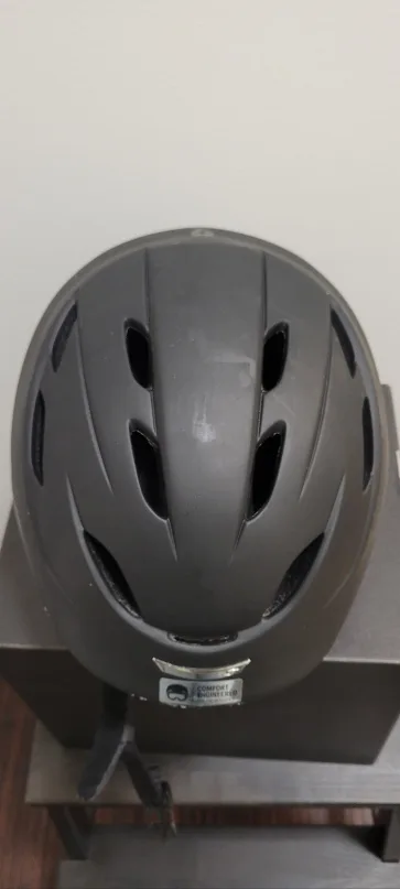 GIRO Snow Helmet - Matte Black image indicator(2)