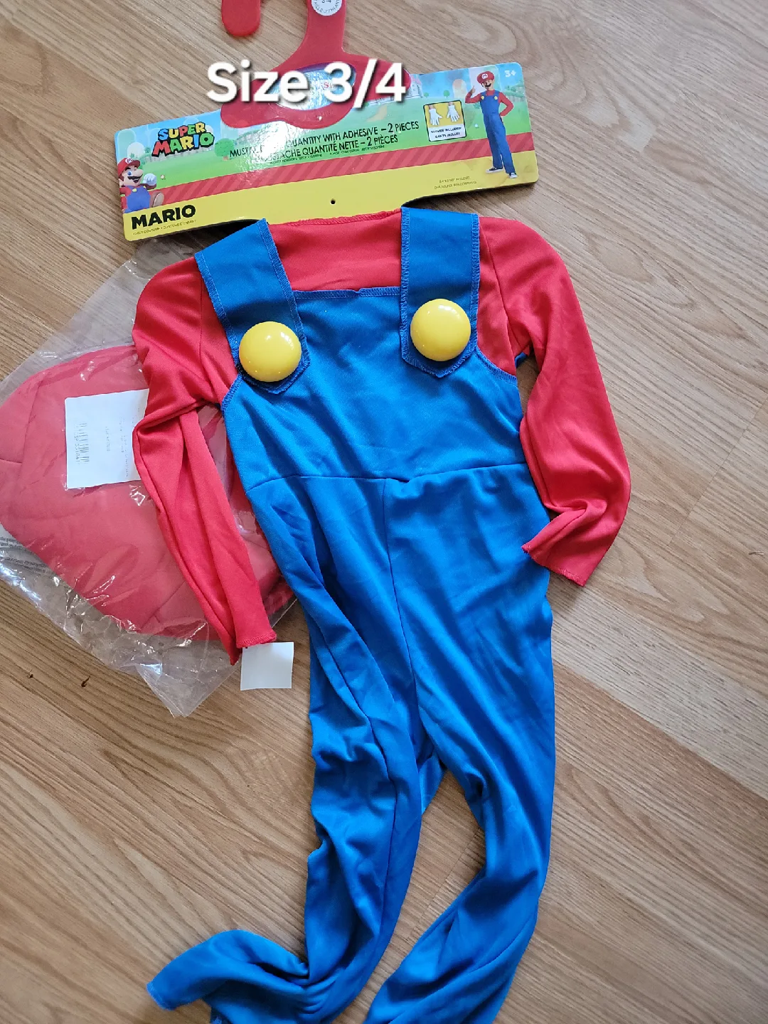 Super Mario Costume - Size 3/4 thumbnail