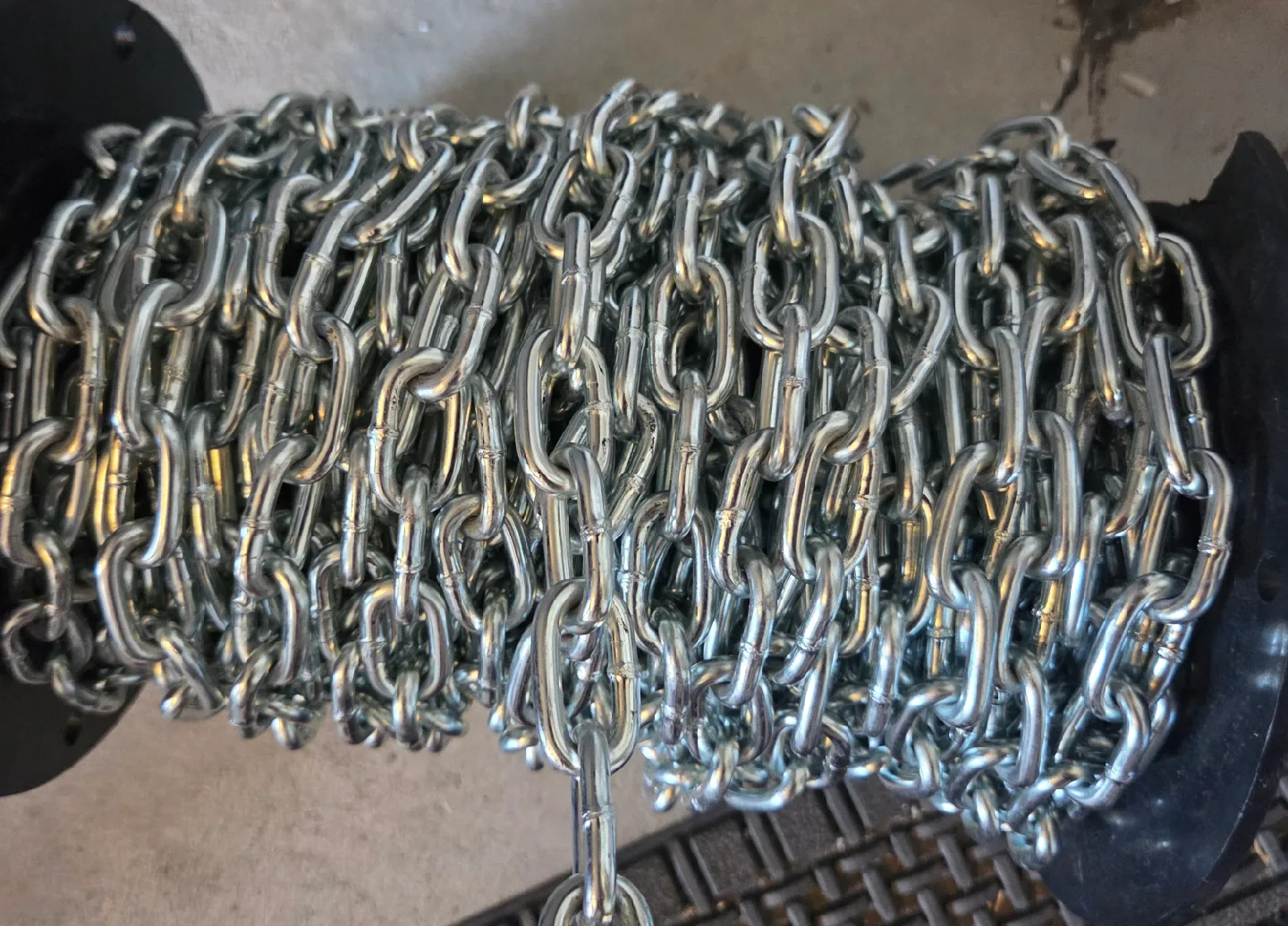 Campbell Proof Coil Chain 3/16" x 75ft image indicator(2)