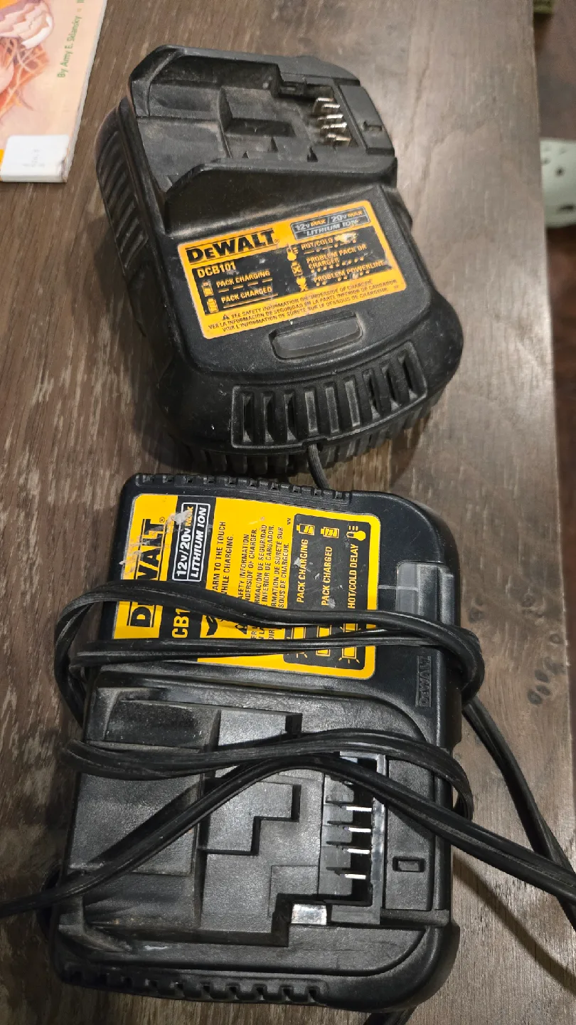DeWalt DCB101 12V/20V Battery Charger thumbnail