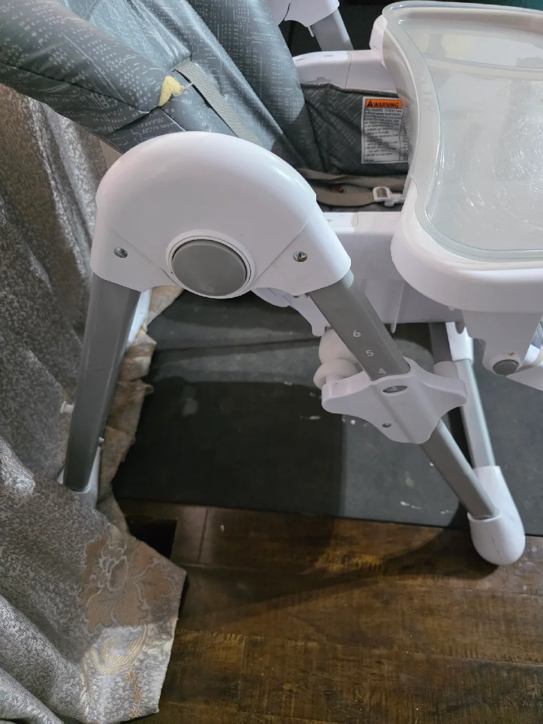 Safety 1st High Chair image indicator(5)