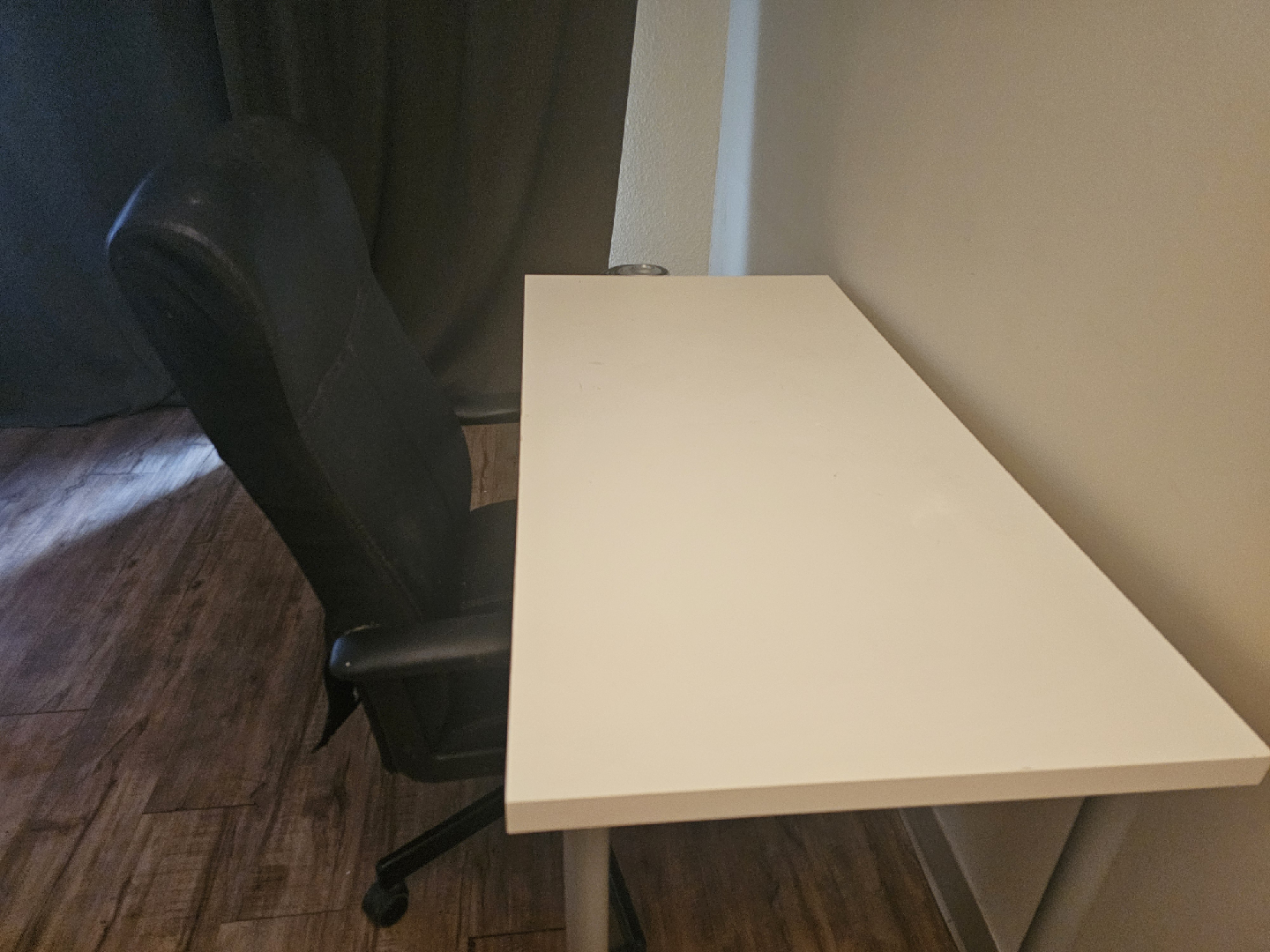 Desk and Office Chair