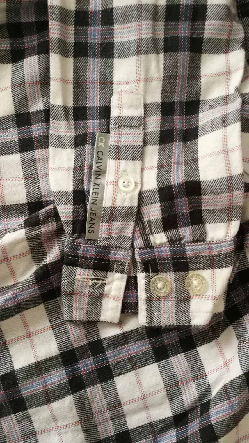 Calvin Klein & OshKosh Kids Shirts 3-4Y (bundled) image indicator(4)