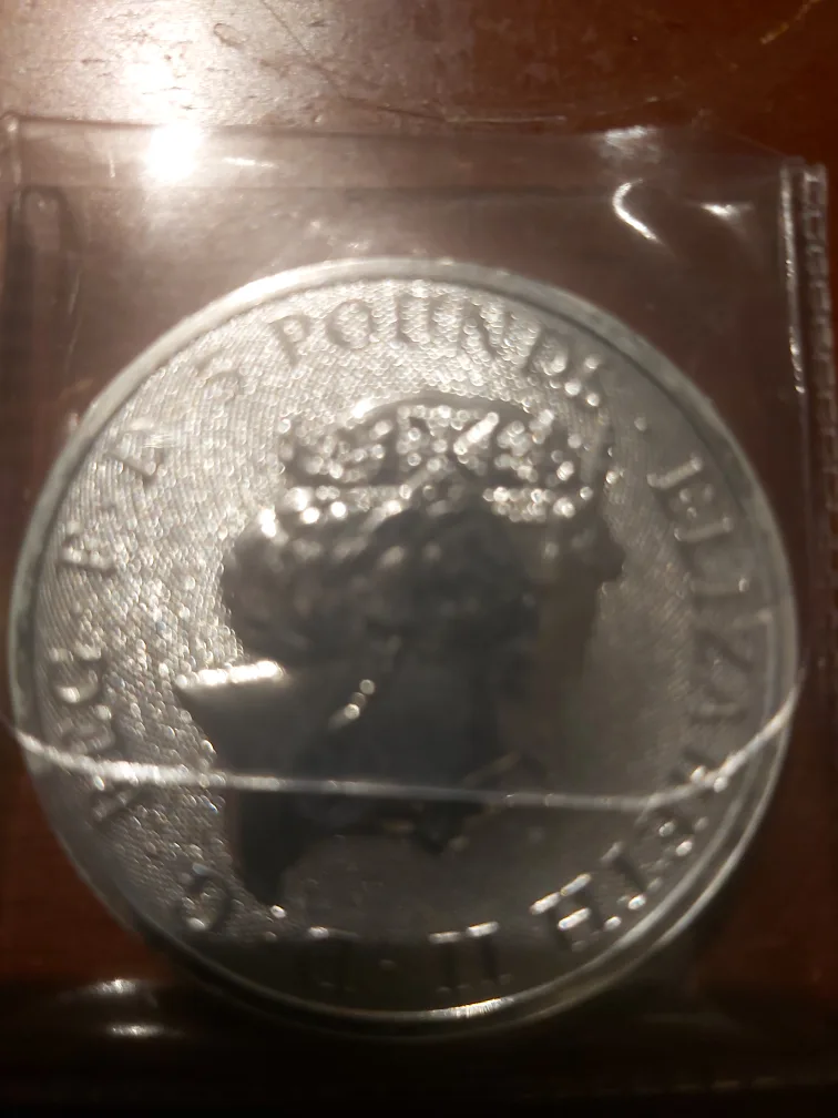 2 Oz .999 2023 Silver Coins - 5 Britain Pounds, Yale of Beaufort image indicator(2)