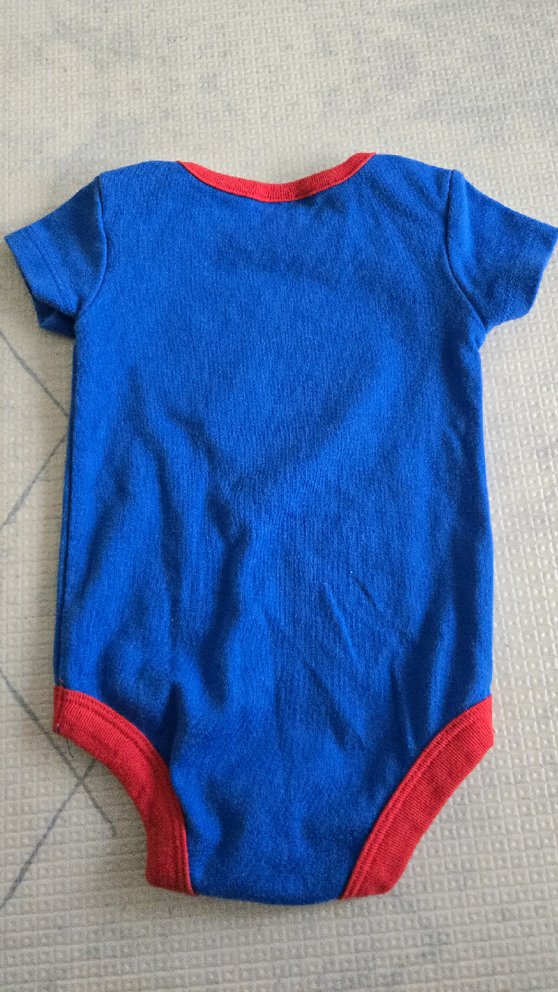Superman Baby Bodysuit Size 3 Month - photo 2