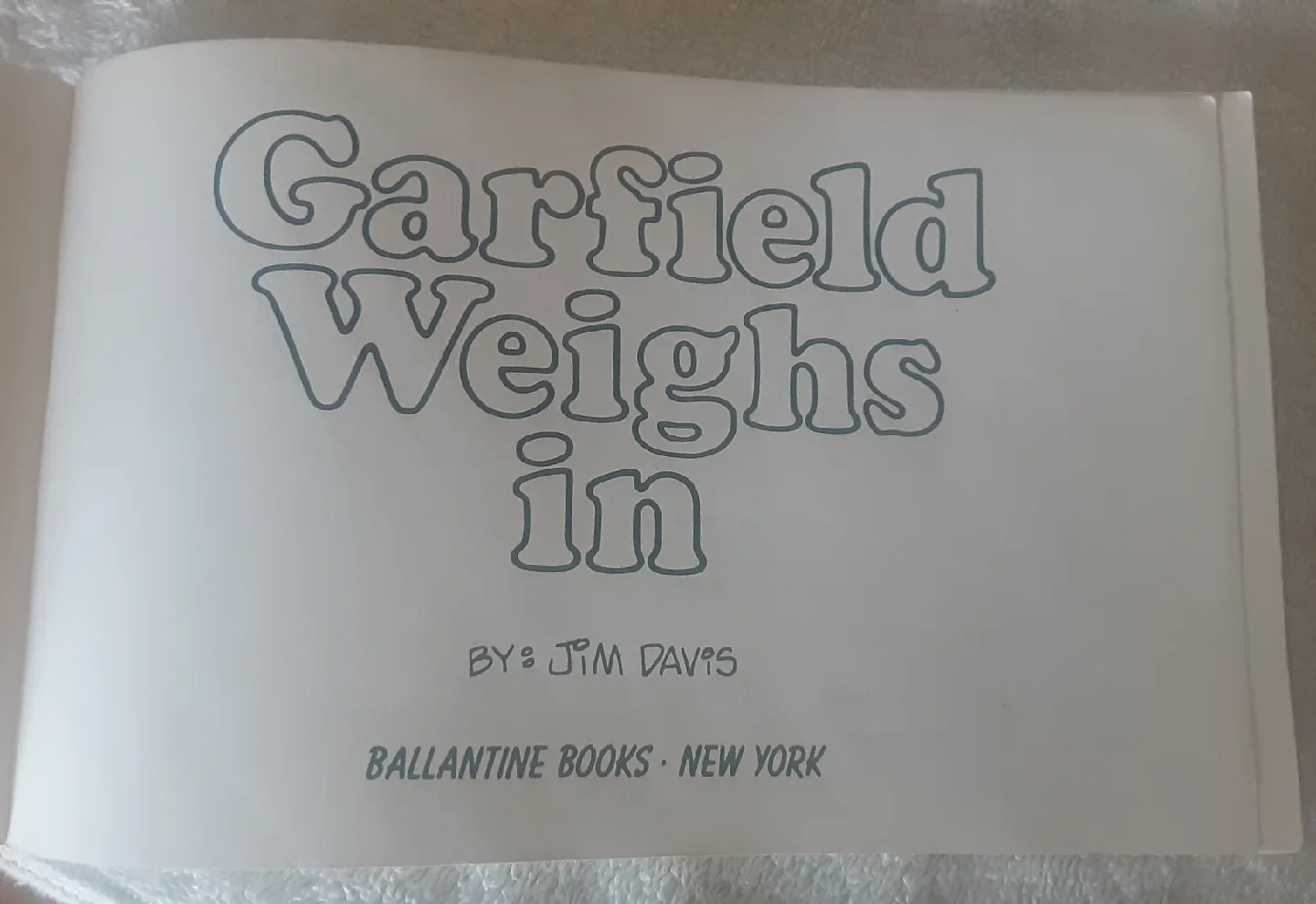 Garfield Weighs In by Jim Davis image indicator(2)