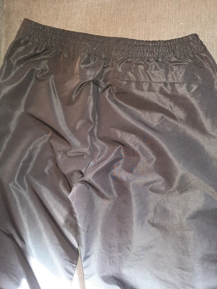 O'Neill Black Pants - Size M pick up only image indicator(2)