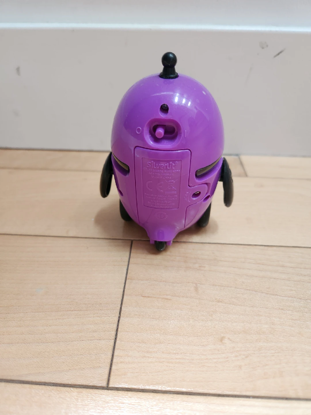 YCOO NEO Follow Me Droid Purple Robot Toy - photo 3