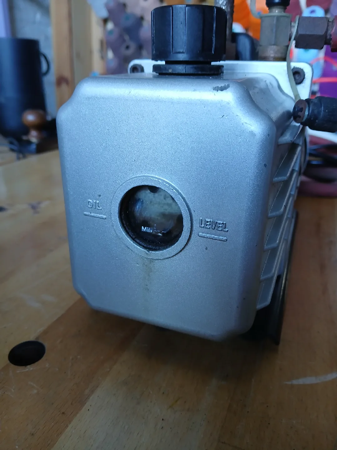 Pittsburgh 3 CFM Two-Stage Vacuum Pump – Used image indicator(3)