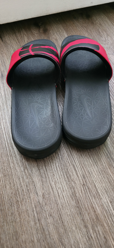 Nike Toronto Raptors official NBA slides US 11 - photo 3